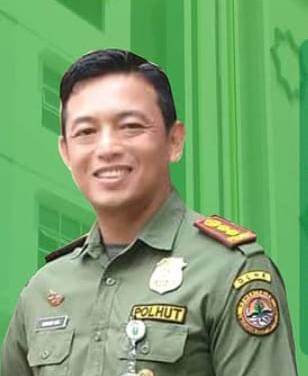 Israr Chalid, S.Hut., MH