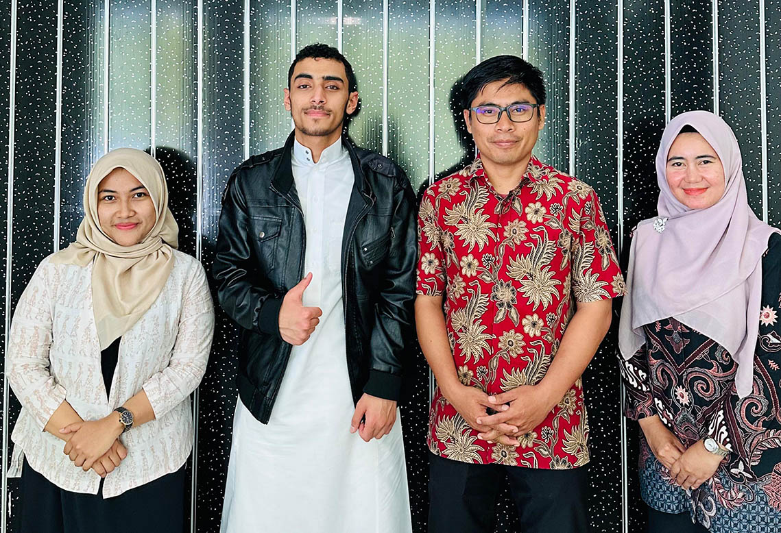 UM Sumatera Barat Sambut Abdo Sadeq Abdo Ahmed Saeed, Mahasiswa Farmasi Kedua Asal Yaman
