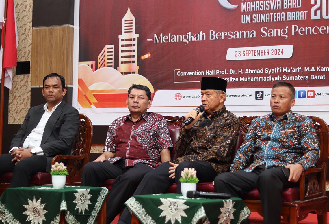 Ketua Pimpinan Pusat Muhammadiyah: Siapkan Mental dan Skill untuk Hadapi Tantangan Masa Depan