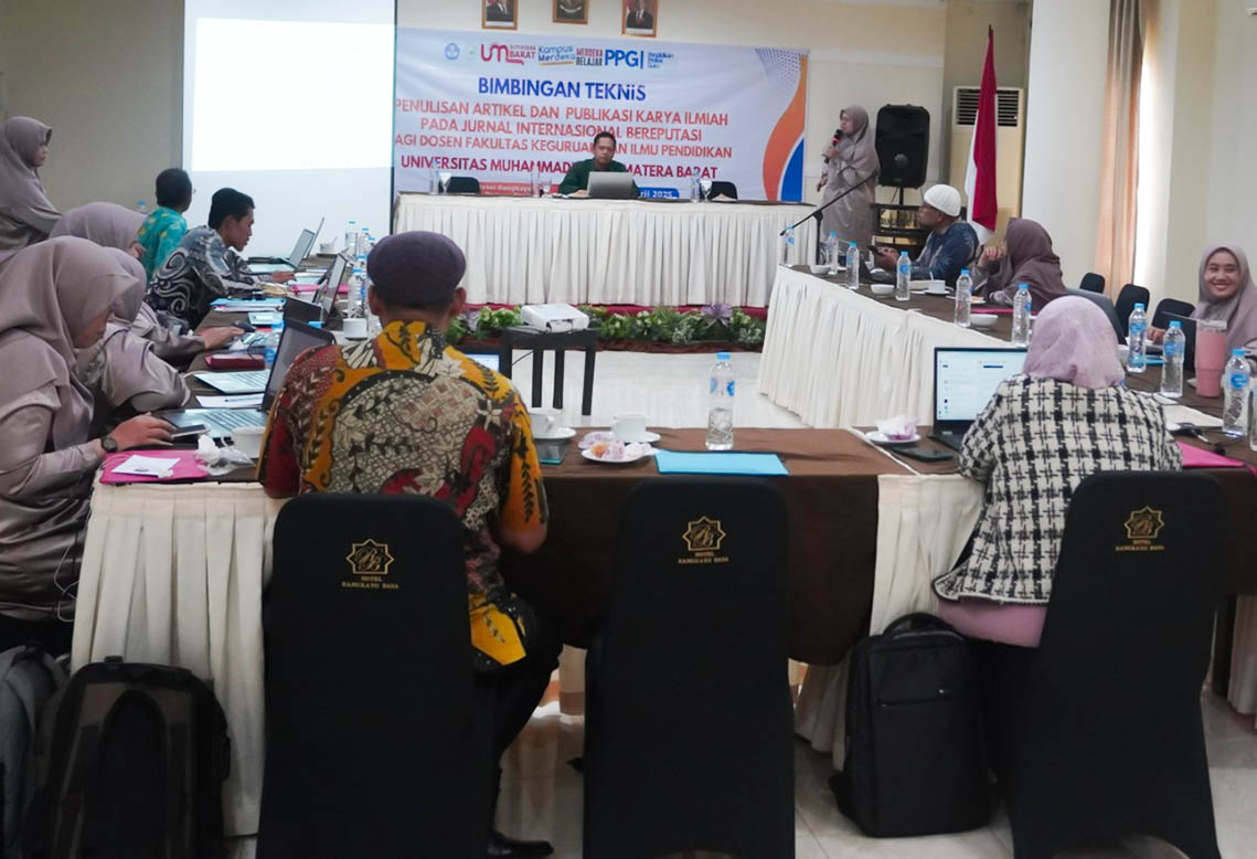 Tingkatkan Reputasi Akademik Tingkat Internasional, FKIP UM Sumatera Barat Selenggarakan Bimtek Penulisan Artikel dan Publikasi Karya Ilmiah