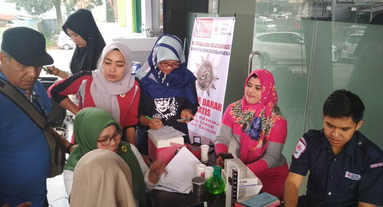 Milad ke-64 tahun, Universitas Muhammadyah Sumatera Barat (UMSB) melakukan kegiatan donor darah dan bakti social 