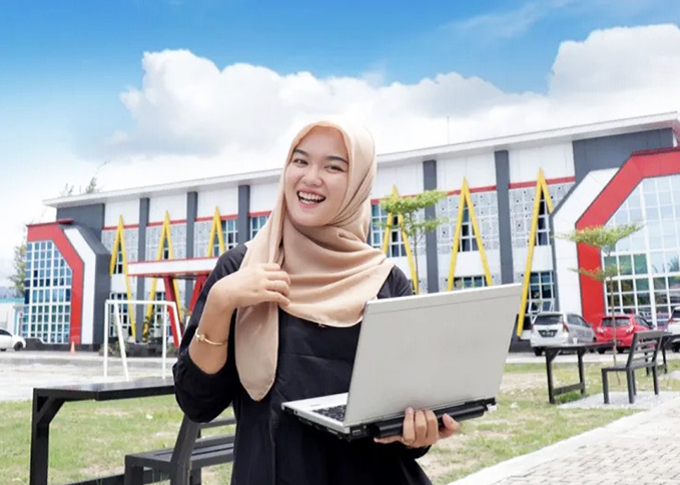 Dukung Pendidikan Tinggi UM Sumatera Barat Sediakan Beragam Beasiswa