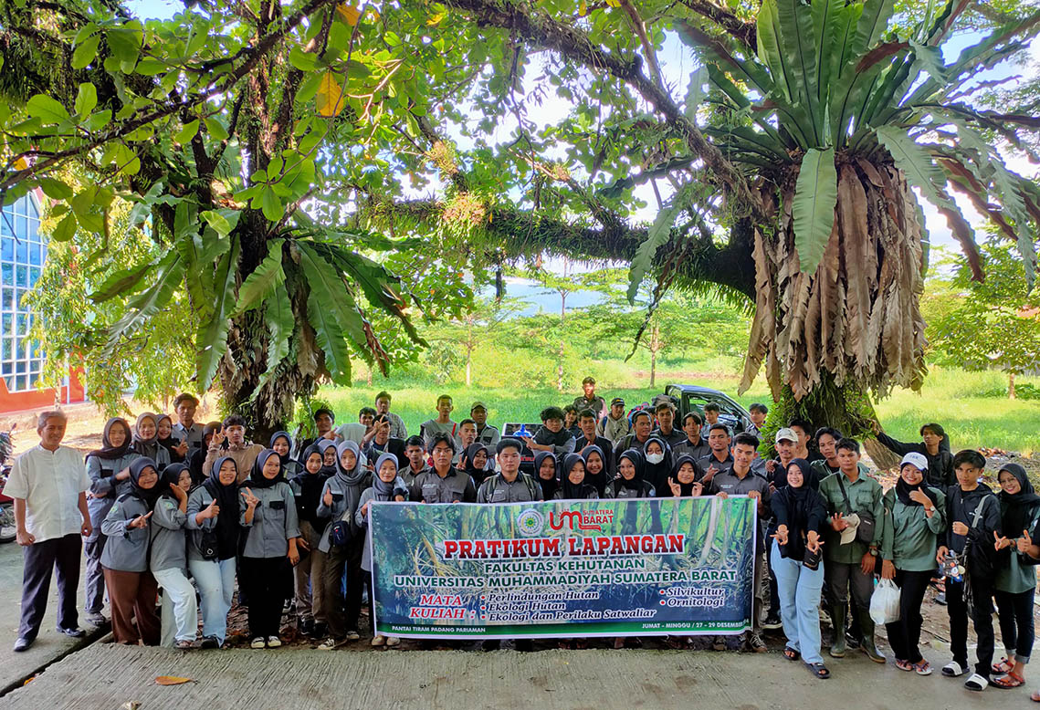 Fakultas Kehutanan UM Sumatera Barat Laksanakan Praktik Lapangan Jelajahi Lanskap Bukit Barisan