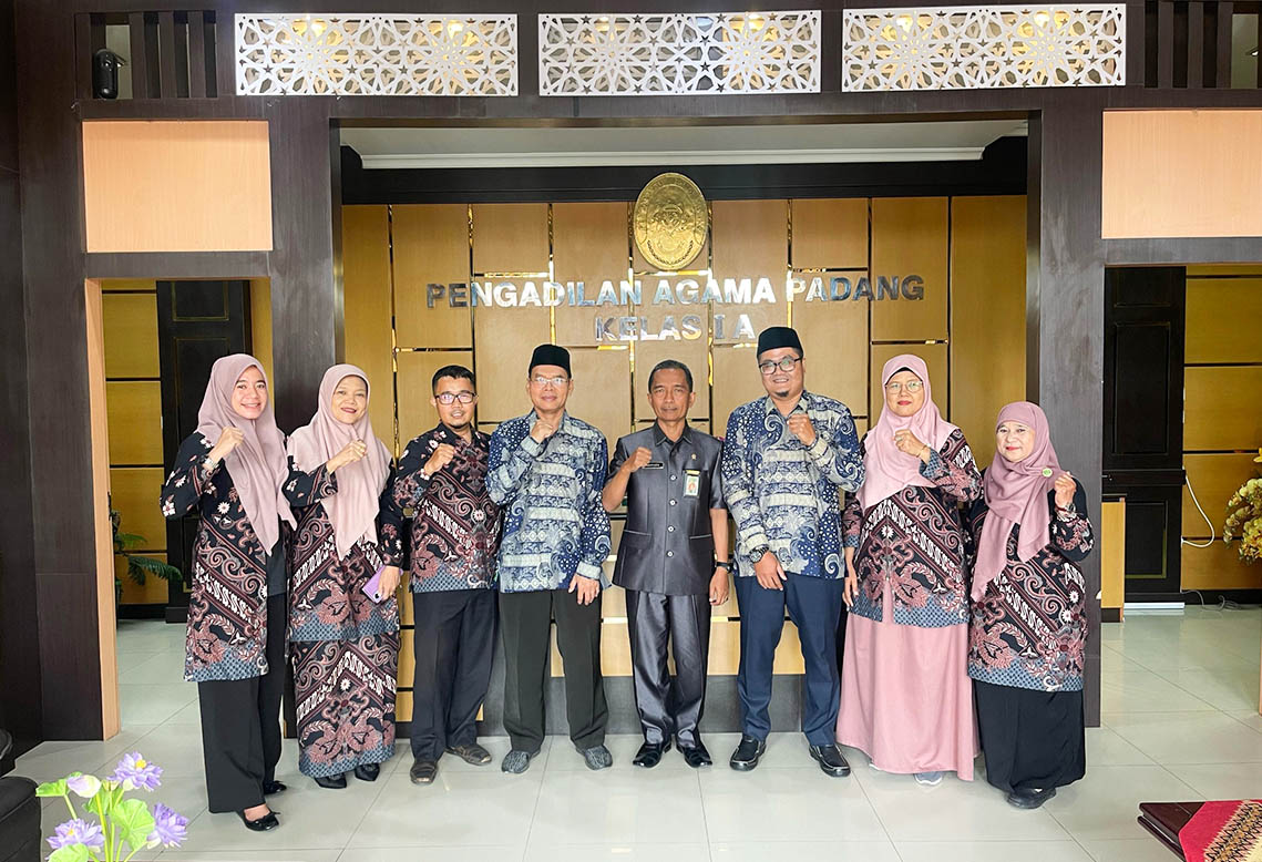 Fakultas Agama Islam UM Sumatera Barat Perkuat Kolaborasi dengan Pengadilan Agama Padang Kelas IA 