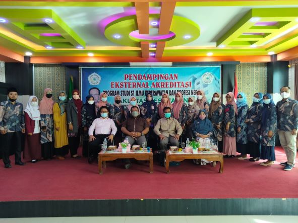 Prodi Ilmu Keperawatan dan Profesi Ners Fakultas Kesehatan UM Sumbar Adakan Pendampingan Eksternal Hadapi Akreditasi