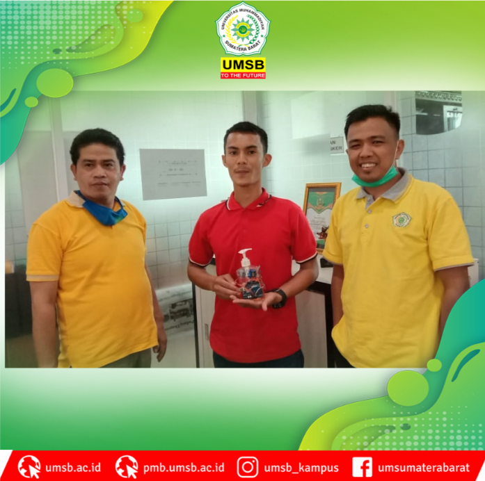 Ilham Rizki Membuat Prototipe Hand Sanitizer Otomatis Tanpa Sentuhan