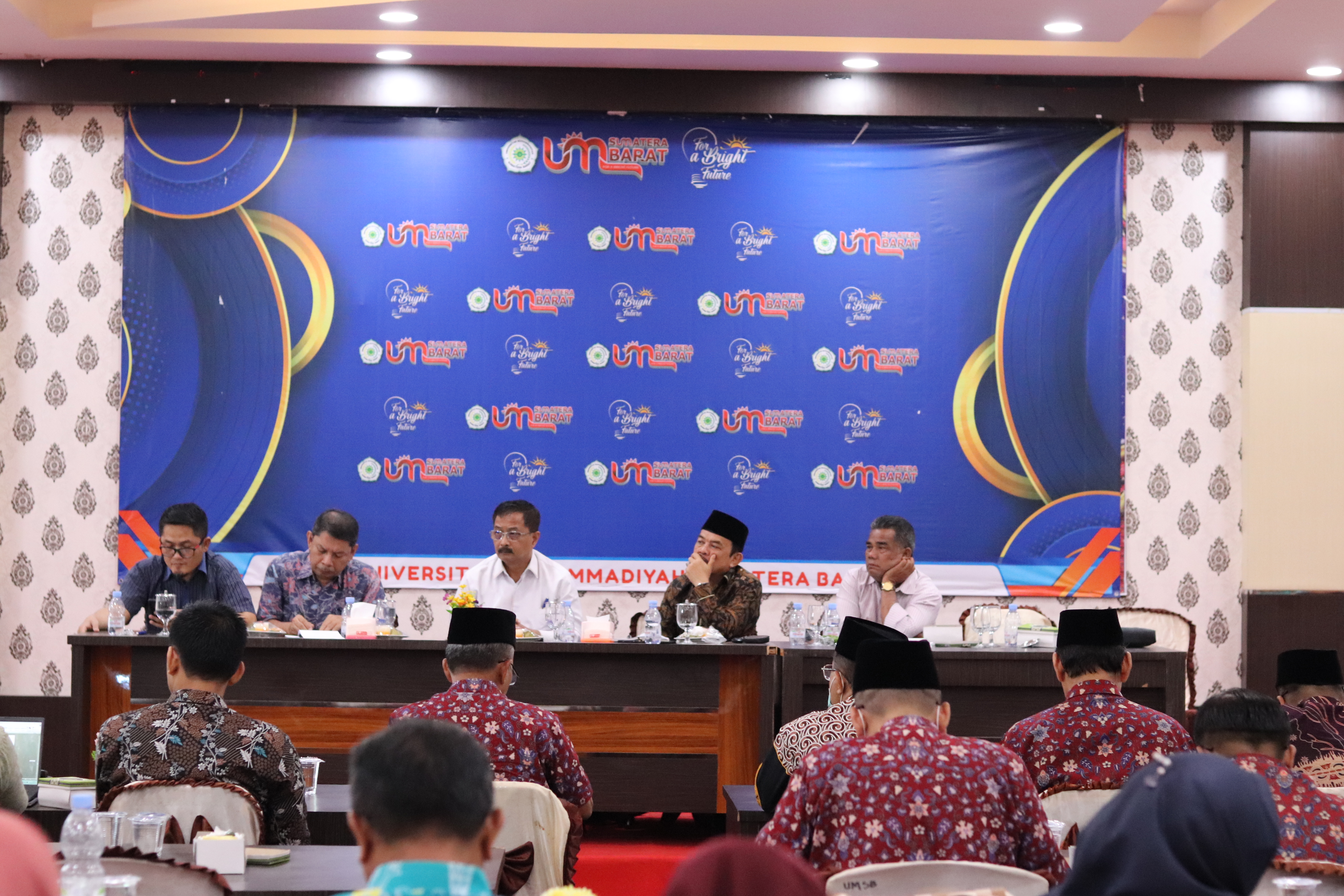 Kunjungan Kerja Badan Pembina Harian (BPH) ke Universitas Muhammadiyah Sumatera Barat: Membahas Peningkatan Kualitas Pendidikan dan Dakwah Islam