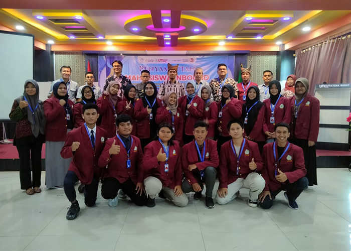 Dr. Riki Saputra Sambut Mahasiswa In Bount Pertukaran Kampus Merdeka di UM Sumatera Barat