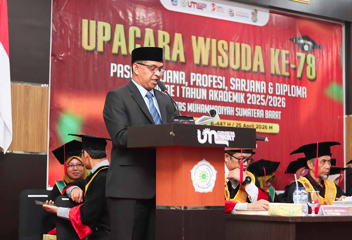 Orasi Ilmiah di Wisuda Ke-78 UM Sumatera Barat, Kakanwil Kemenag Sumbar Gaungkan Transformasi Hijau Madrasah