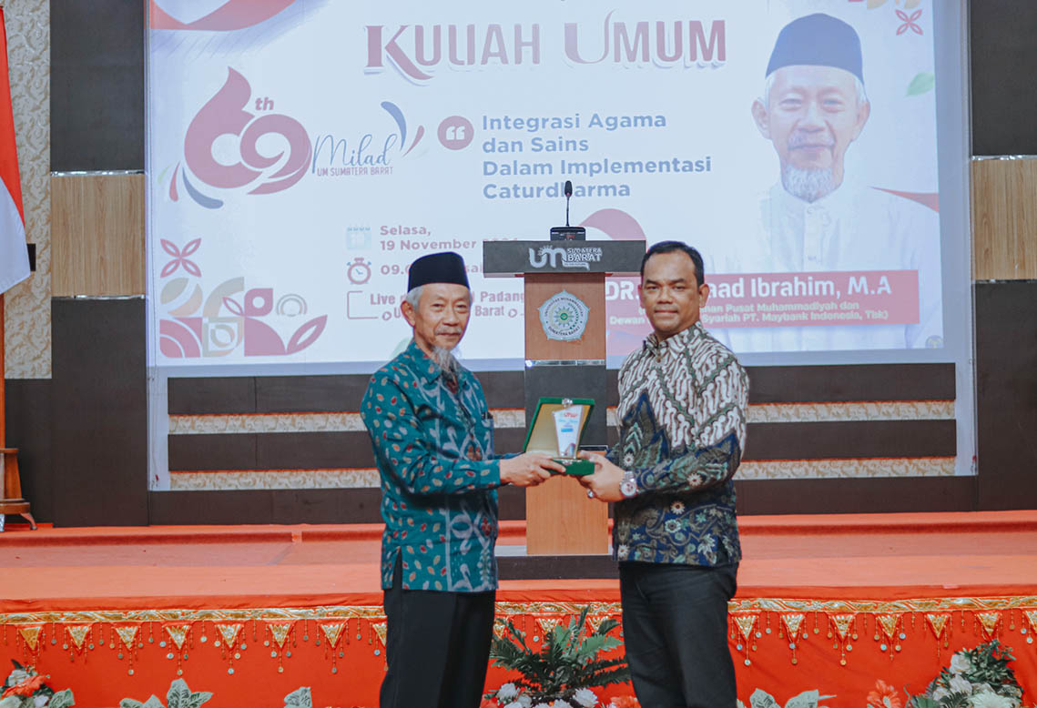 Milad Ke-69, UM Sumatera Barat Gelar Kuliah Umum Integrasi Agama dan Sains Dalam Implementasi Caturdharma
