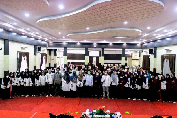 Kuliah Umum Fakultas Farmasi “Pharmapreneur di Era Digital”