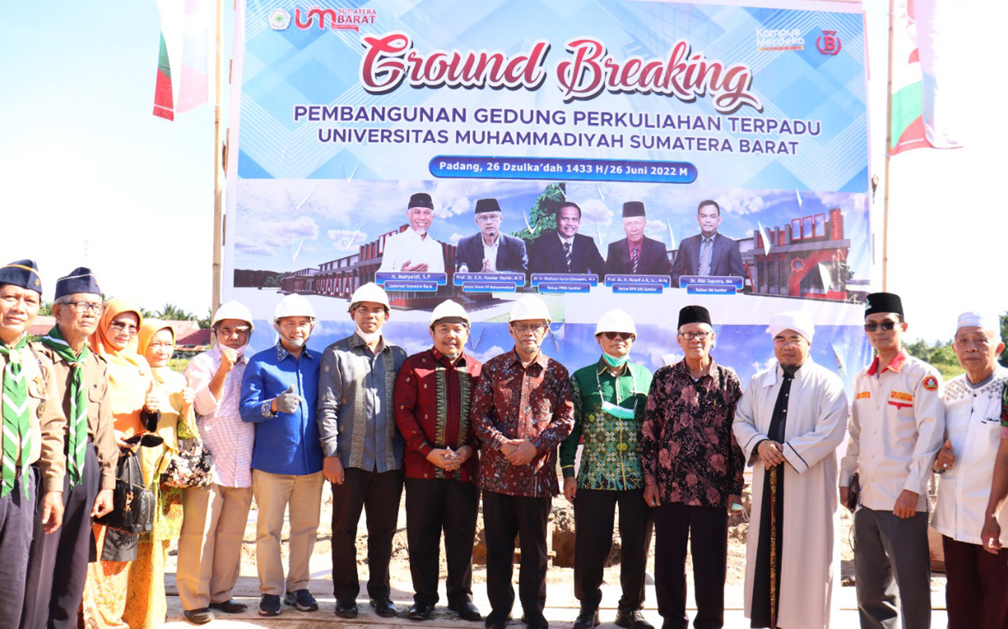 Peletakan Batu Pertama Gedung Perkuliahan Terpadu Kampus I UM Sumatera Barat