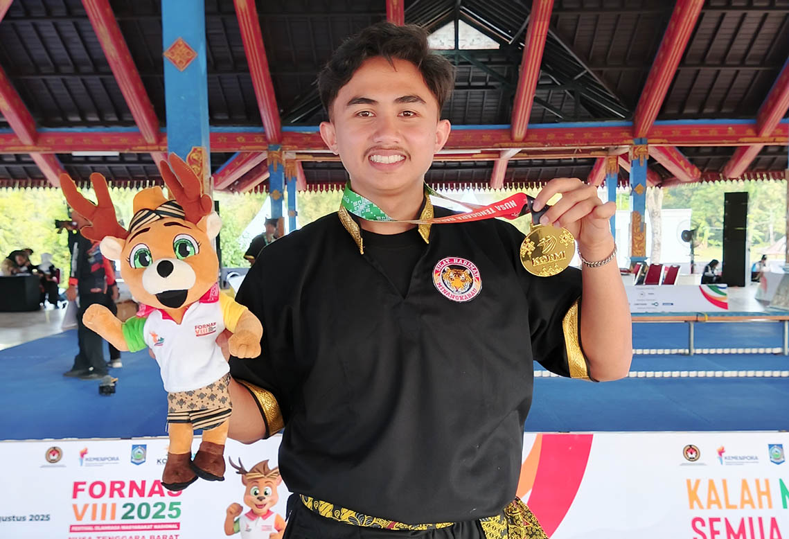 Muhammad Rafi, Mahasiswa Teknik Sipil UM Sumatera Barat Sabet Medali Emas di Fornas VIII NTB