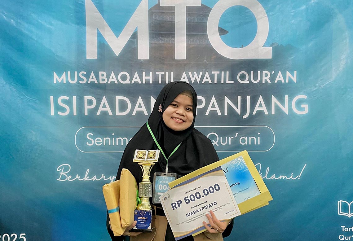 Rahma Sari Matondang, Mahasiswi FKIP UM Sumatera Barat Juarai Lomba Pidato MTQ Sumbar