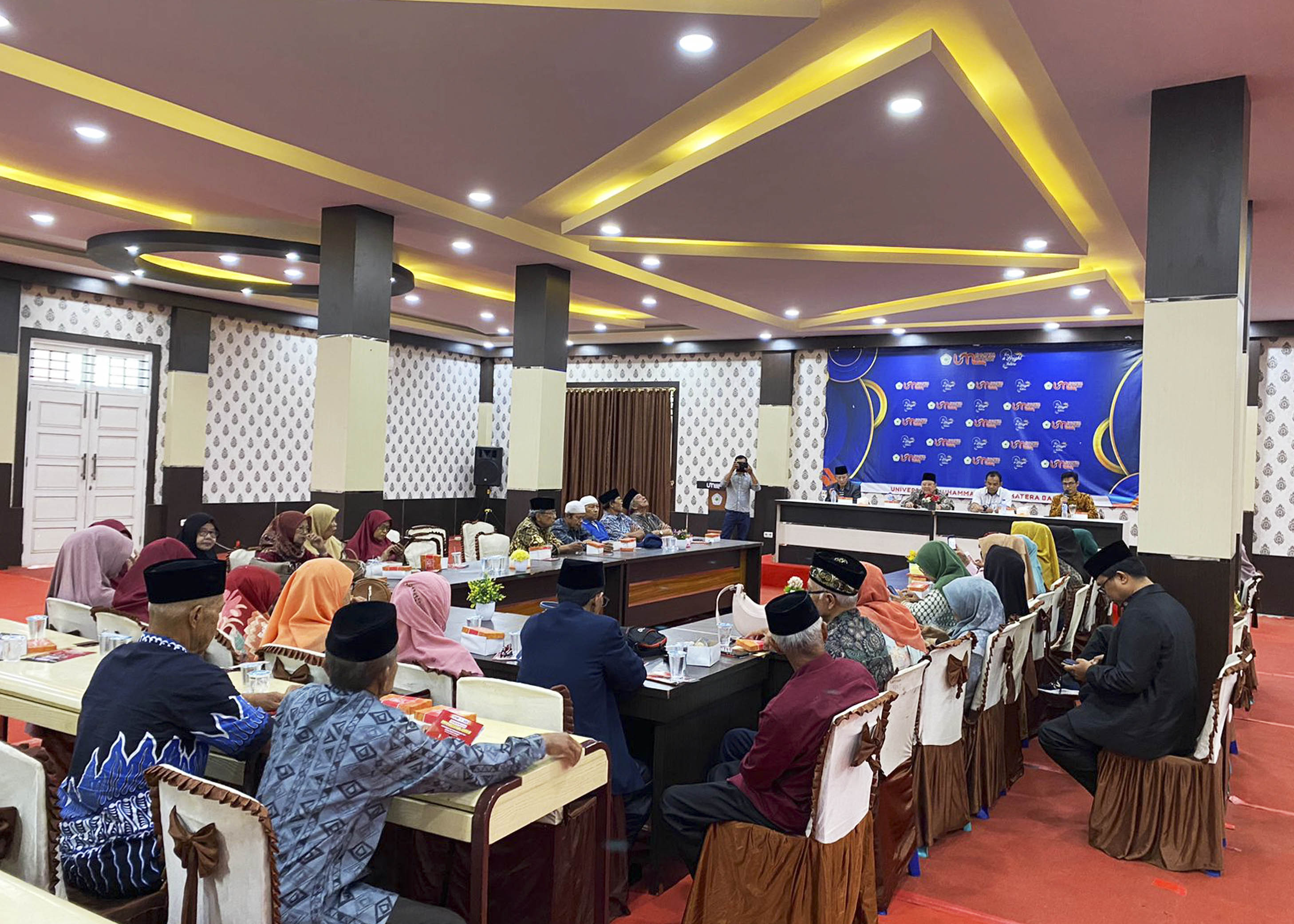 Alumni PGAN 6 th Padang Angkatan 70 Silaturahmi ke UM Sumbar