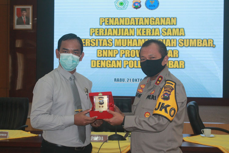 UMSB JALIN KERJASAMA DENGAN POLDA SUMBAR