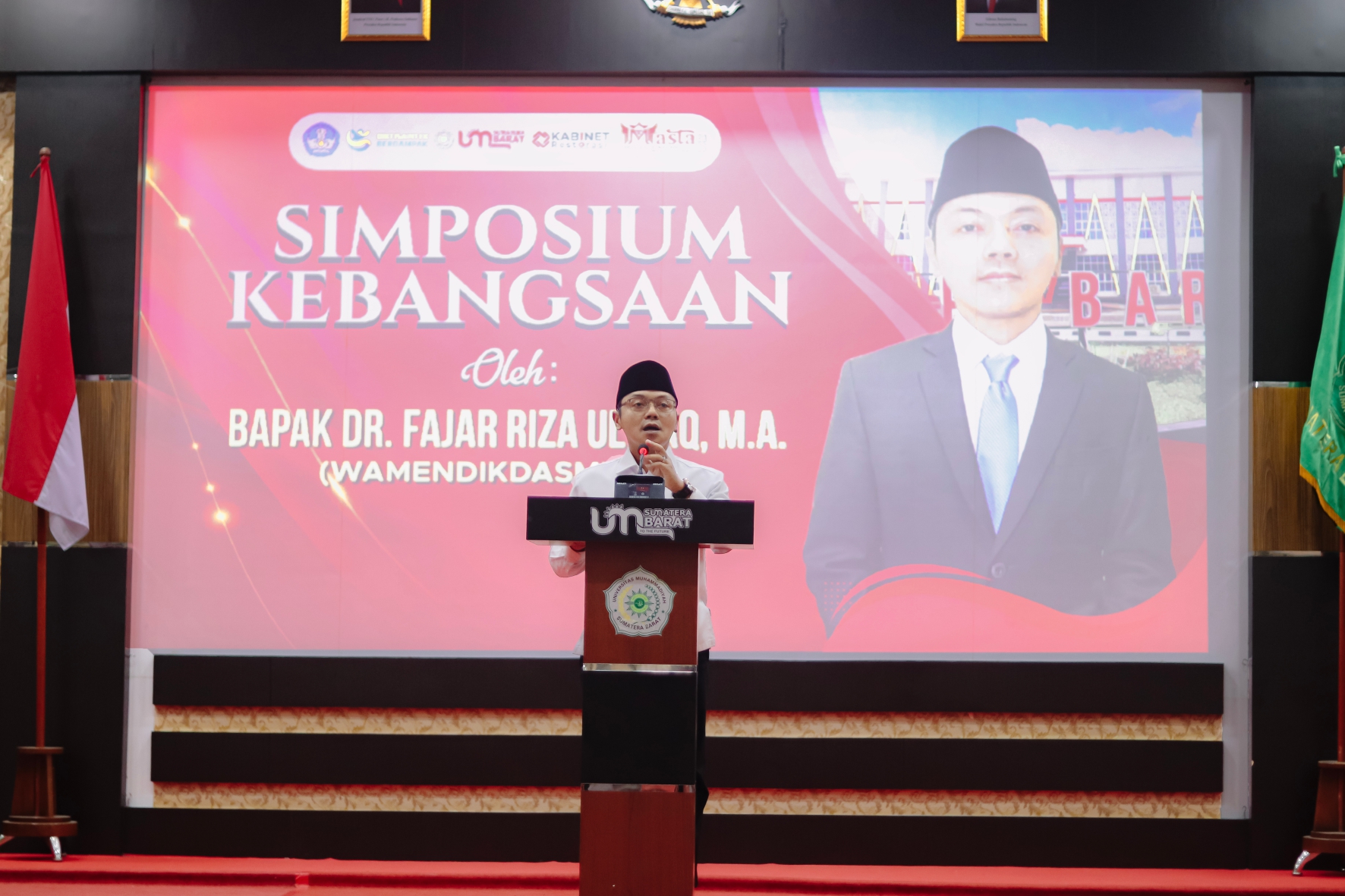 Wamen Dikdasmen Dr. Fajar Riza Ul Haq Hadiri Simposium Kebangsaan MASTA UM Sumatera Barat 2025