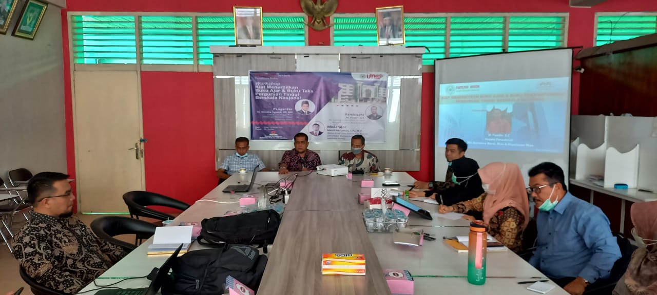 Tingkatkan Mutu Dan Kualitas Fakultas Hukum UM Sumatera Barat Datangkan Kepala Cabang Rajagrafindo 