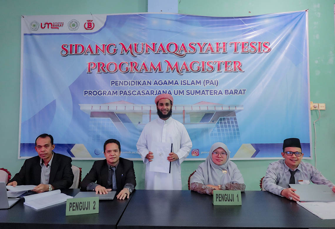 Sidang Munaqasah, Mahasiswa Asing UM Sumatera Barat Asal Yaman Teliti Kesesuaian Pendidikan Islam dan Kontemporer