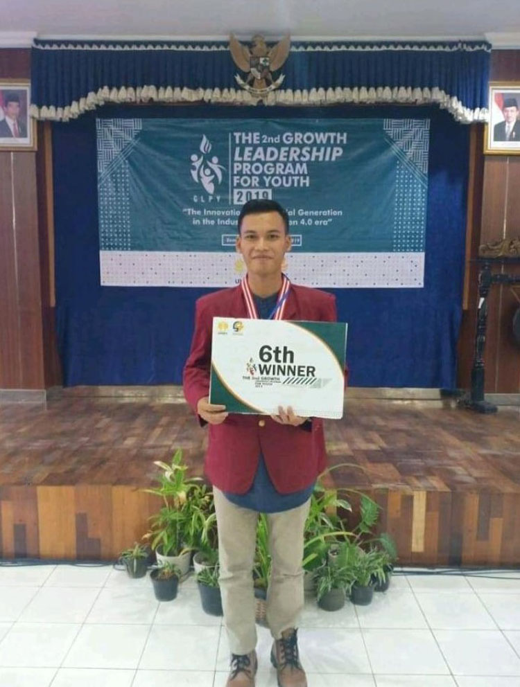 Waradzi Mustakim, Mahasiswa  Fakultas Teknik UMSB Lolos Program Holistik Pembinaan dan Pemberdayaan Desa (PHP2D) 2020