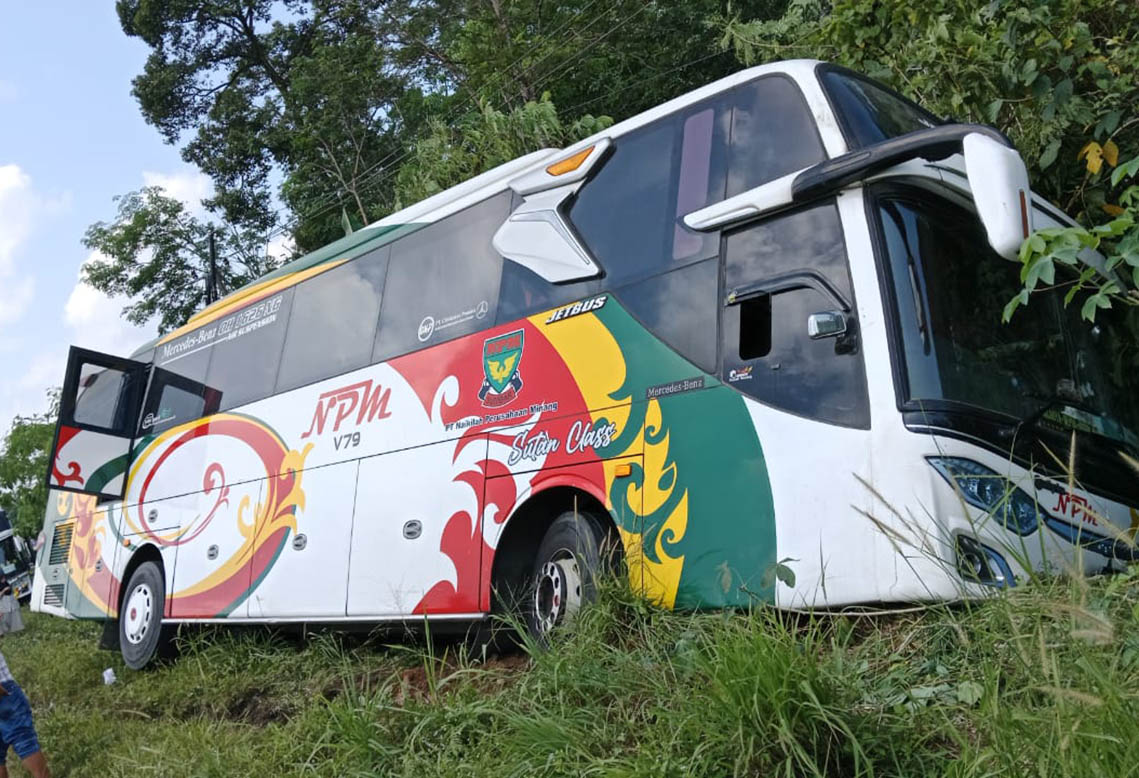 Kecelakaan Bus di Muaro Bungo, Semua Rombongan Mahasiswa Fakultas Kesehatan UM Sumatera Barat Selamat