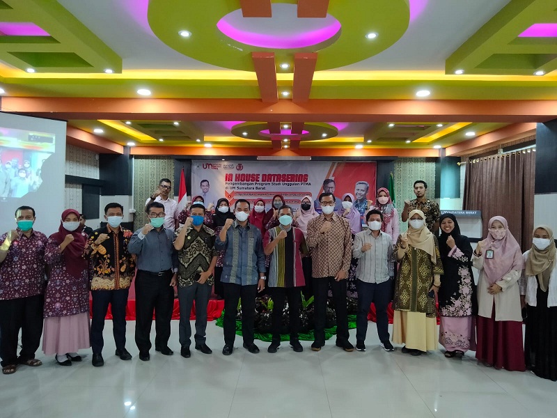 Langkah Awal UM Sumatera Barat Hadapi Era Digitalisasi