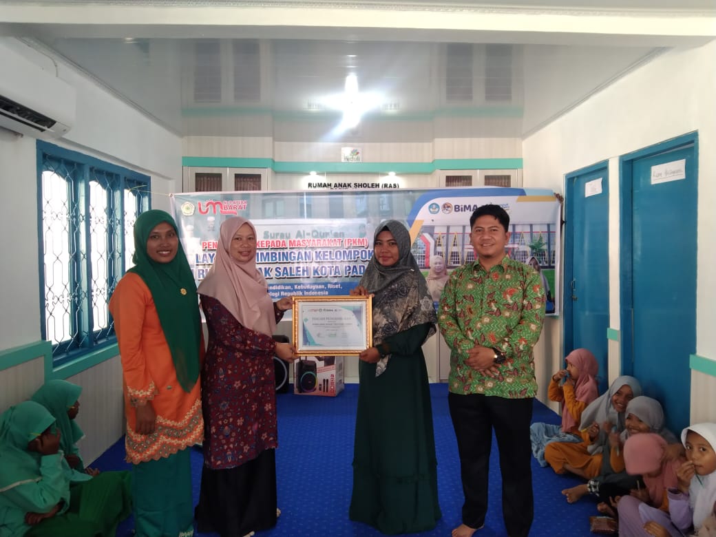 Peran Aktif UM Sumatera Barat Dalam Pengabdian Masyarakat dan Pendidikan