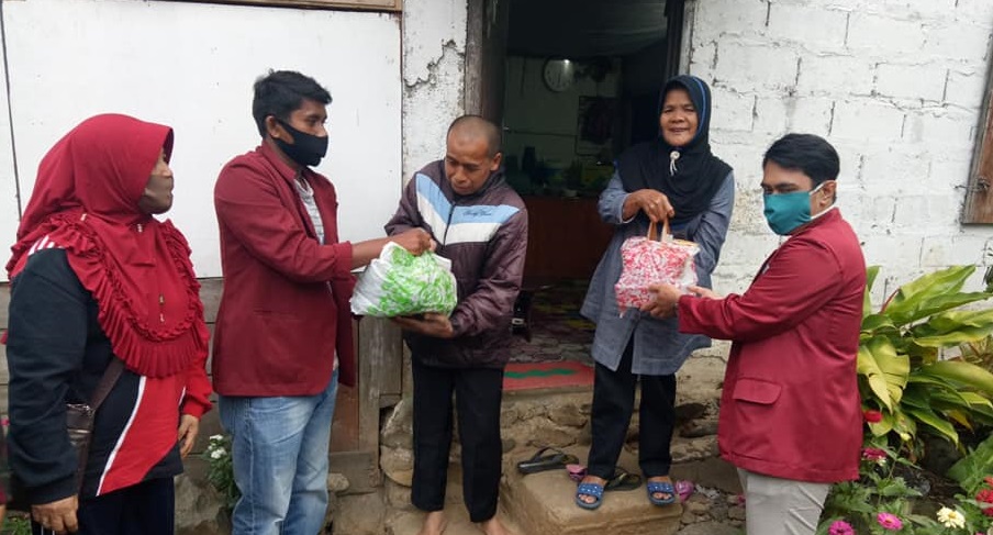 Kegiatan Sosial Fakultas Hukum UMSB dalam menghadapi COVID19