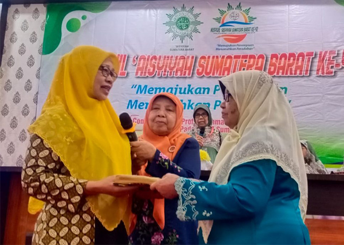 Terpilih Jadi Ketua PWA Sumatera Barat Dr. Syur’aini Minta Dukungan Pimpinan Aisyiyah di Seluruh Tingkatan