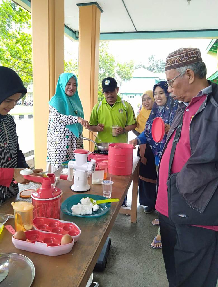 Hari Bermuhammadiyah sekaligus Demo Masak Bersama Karyawan dan Dosen UMSB