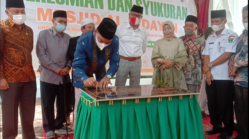 Walikota Payakumbuh Resmikan Masjid Al-Hidayah UM Sumbar