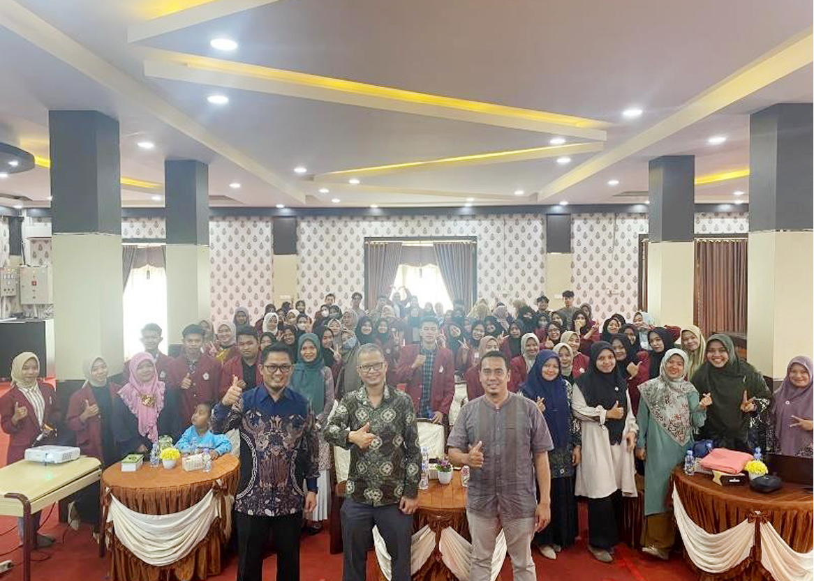 Kuliah Tamu Farmasi: “PBFBO dan Peluang Kerja Tenaga Farmasi”