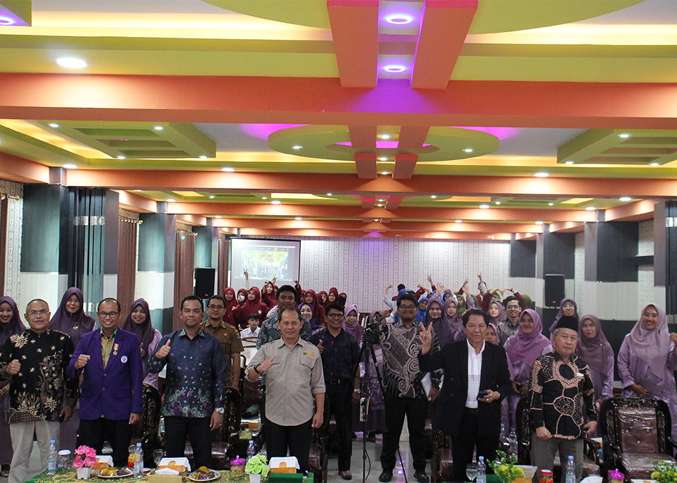 UM Sumatera Barat Sukses Gelar Seminar Nasional Tantangan Dokter Hewan Dalam One Health dan Ketersediaan Bahan Pangan Asal Hewan