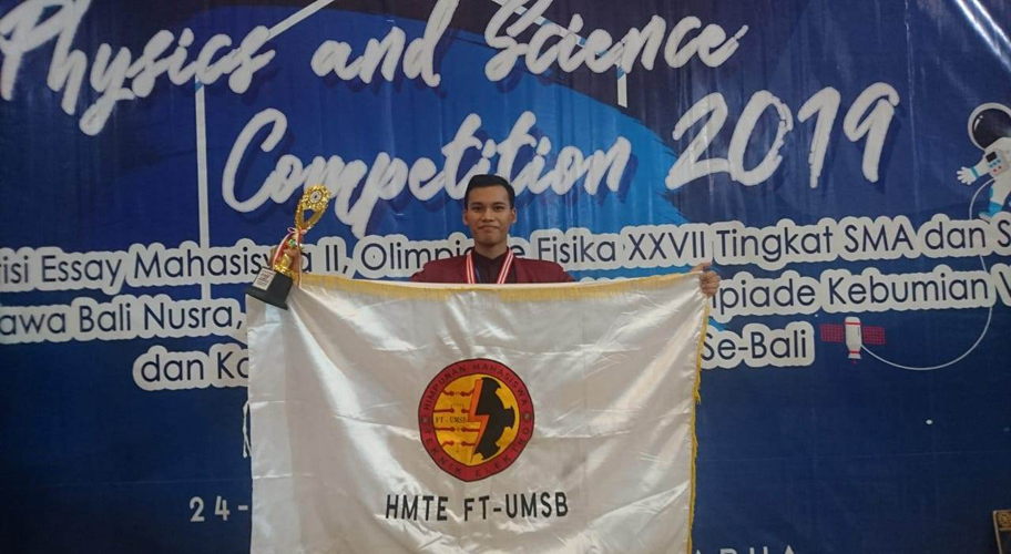  Mahasiswa UMSB sukses memenangkan Juara Satu dalam Kompetisi Essay Mahasiswa II Tingkat Nasional  yang diadakan oleh PASCAL 2019 Phisics and Science Competition.
