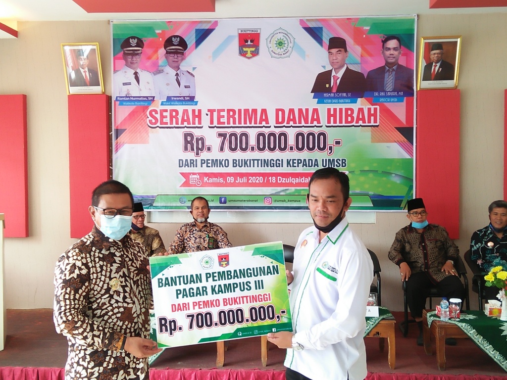 Beri Dana Hibah ke UMSB, Wali Kota Bukittinggi: Saya Banyak 'Utang' di Sini